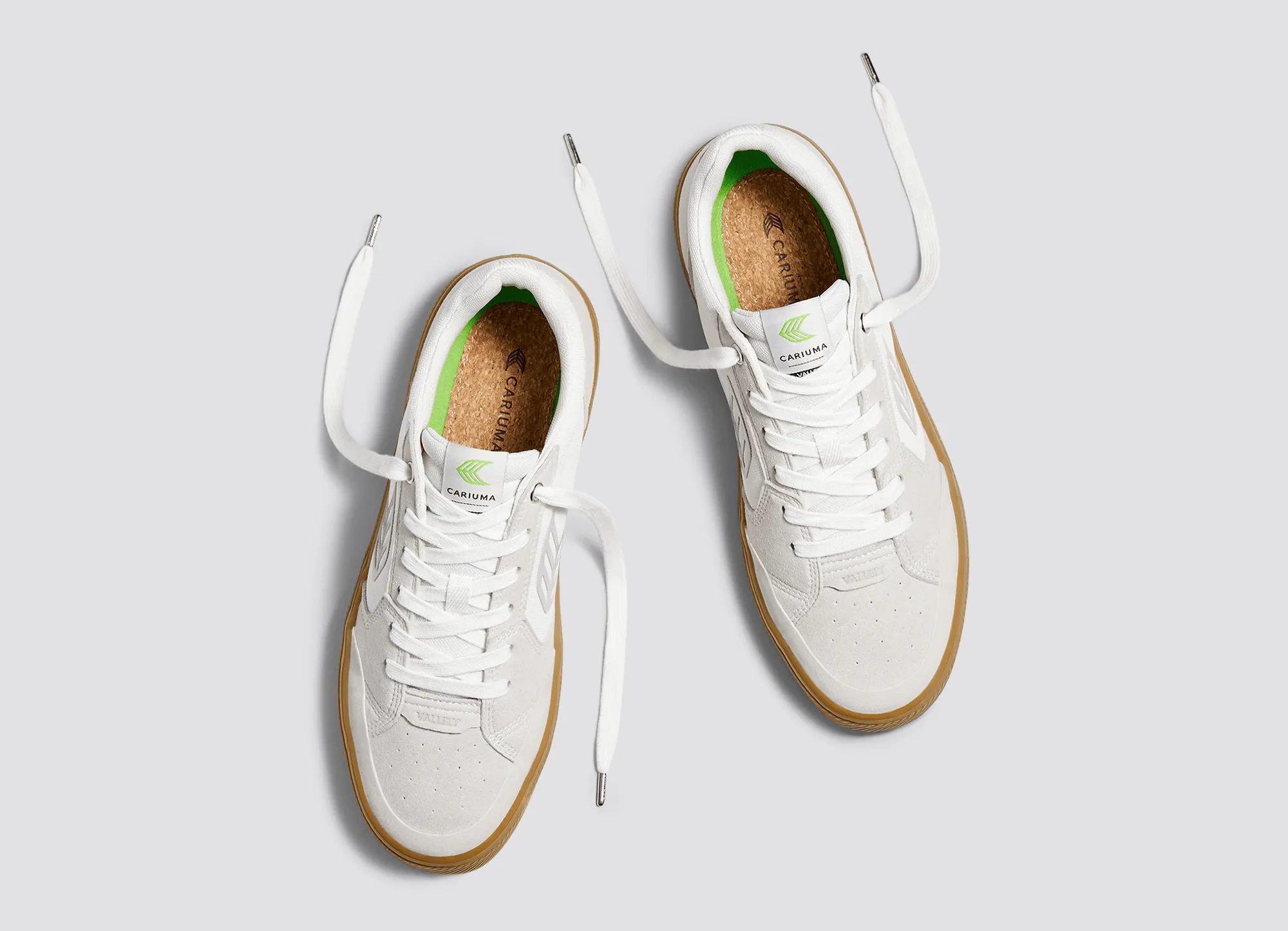Cariuma Vallely Pro Off-White Vintage Gum/Grey (In Store Pickup Only)