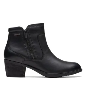 Clarks - Neva Zip WP