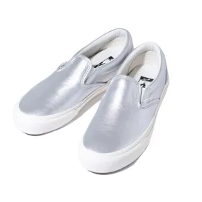 CLASSIC SLIP-ON V (Metals) SILVER