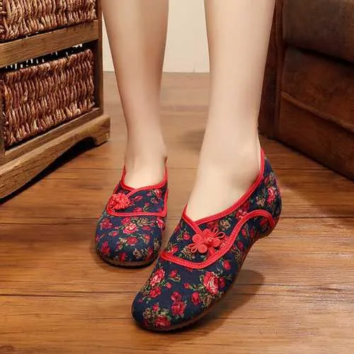 Folkways Flower Buckle Round Toe Casual Flat Shoes For Women