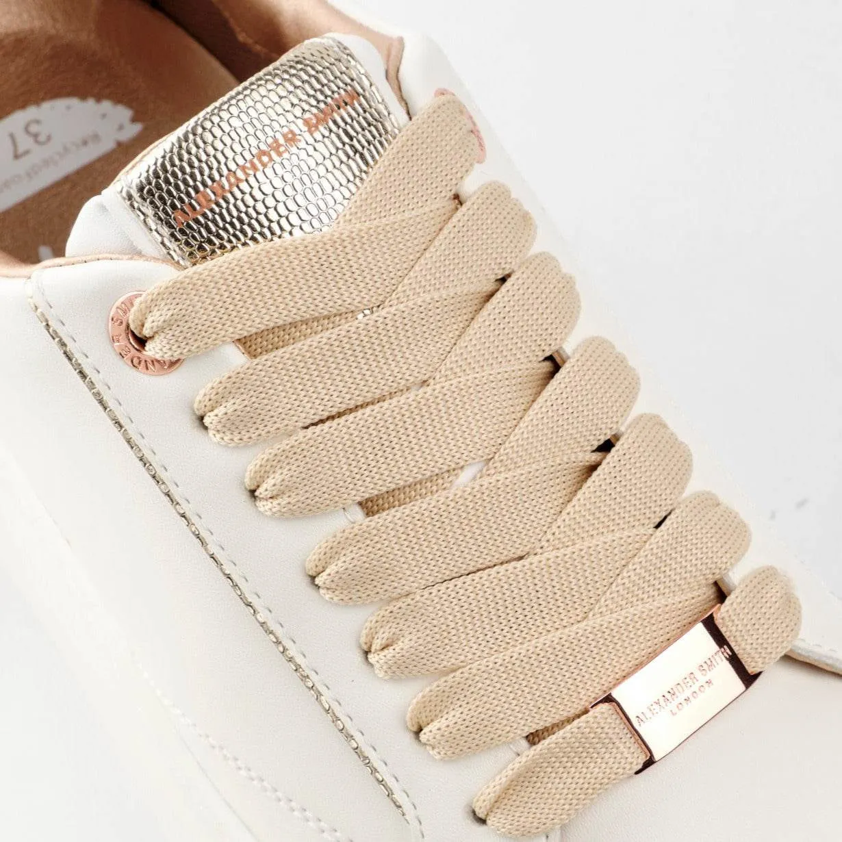 Greenwich Woman White & Gold