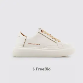 Greenwich Woman White & Gold
